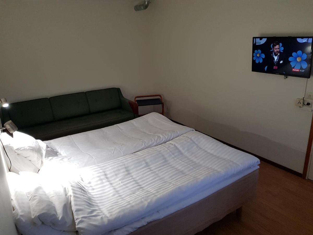 Bjoernforsens Turist & Konferenshotell, Naera Husum, Oernskoeldsvik Bjorna Buitenkant foto